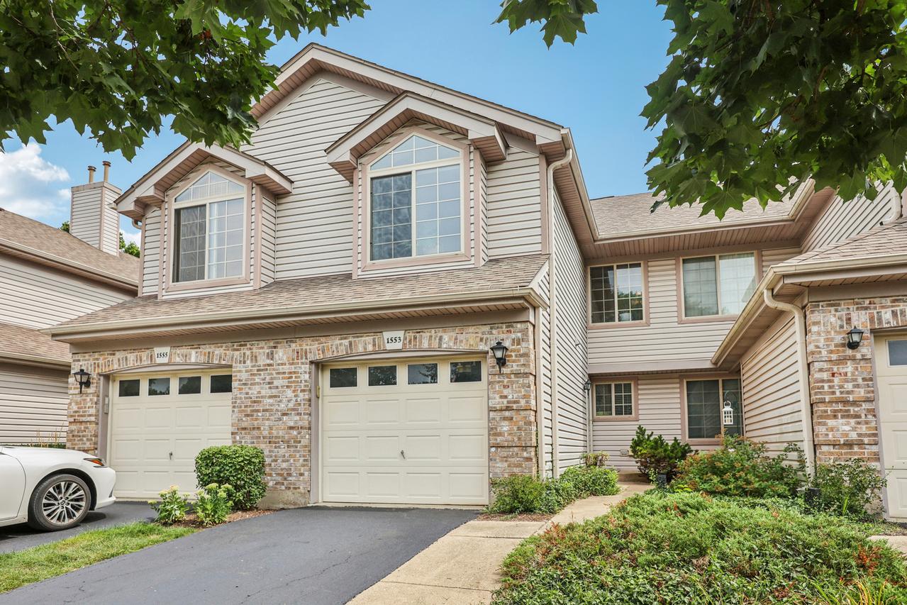 1553 N Saint Marks Pl., Palatine, IL 60067