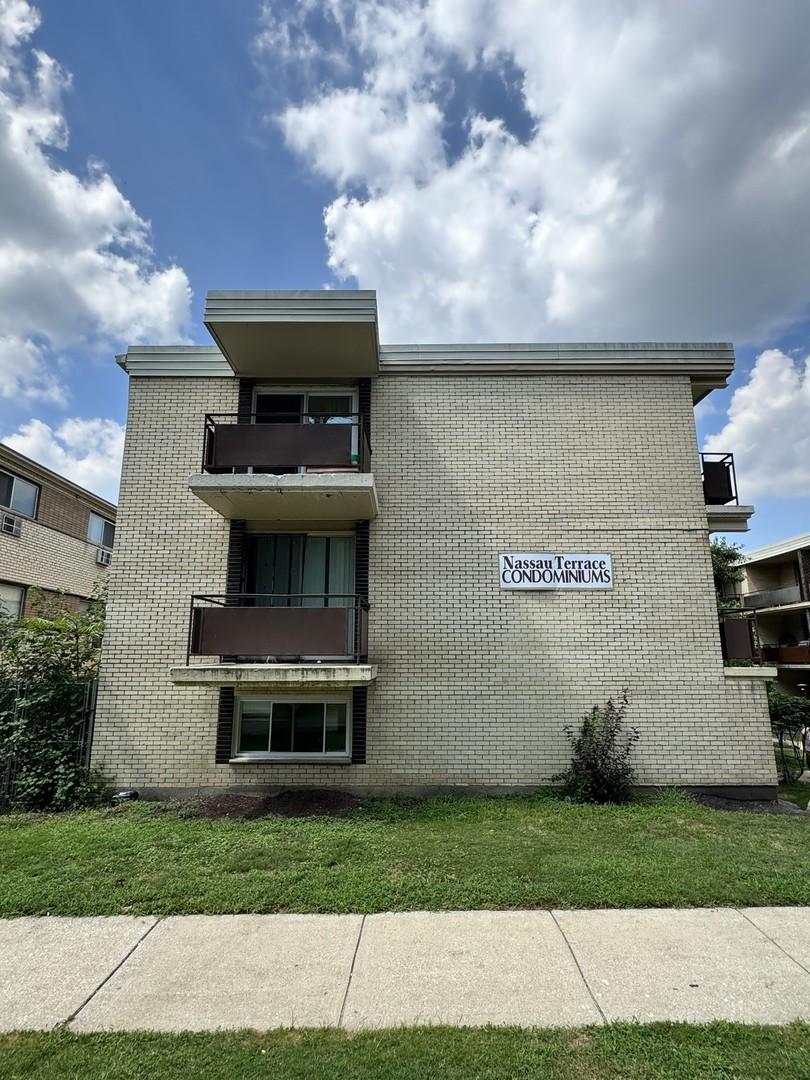 12548 Fairview Ave. #2A, Blue Island, IL 60406