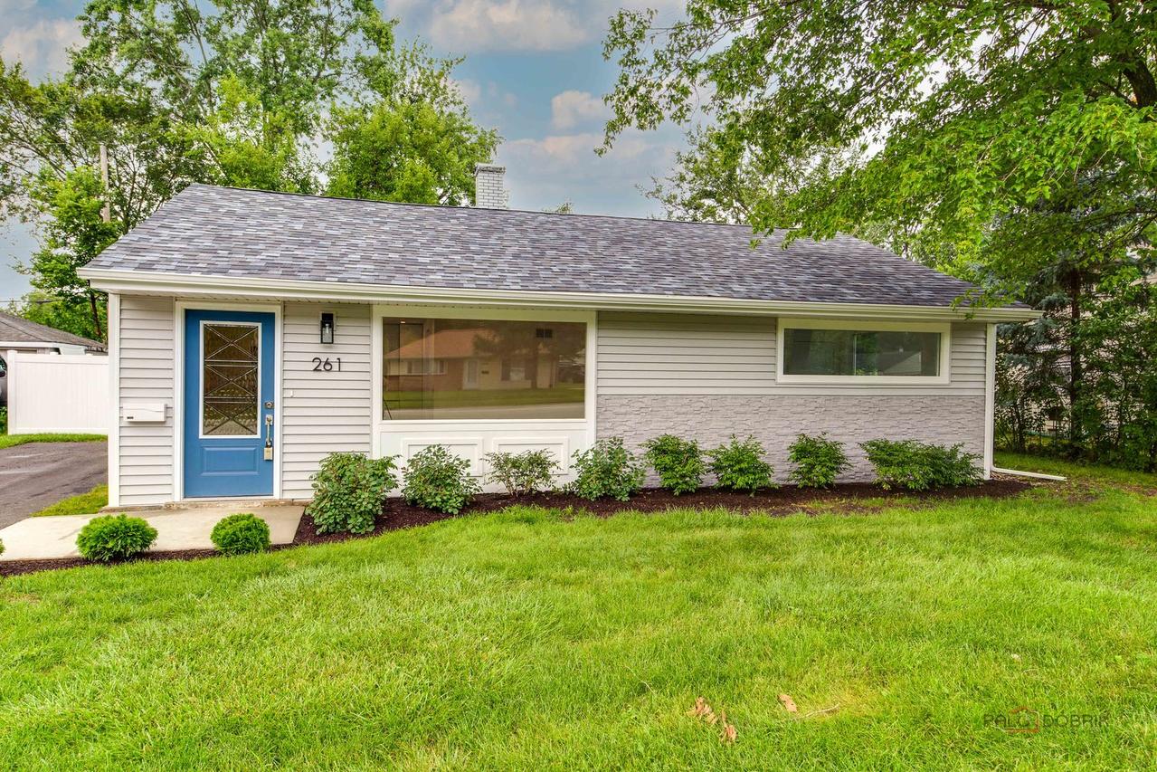 261 Blackhawk Dr., Park Forest, IL 60466