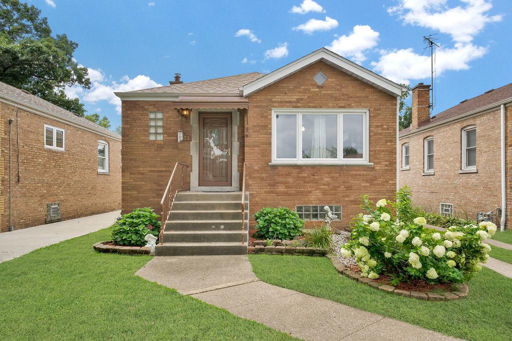 7033 W 43rd St St., Stickney, IL 60402