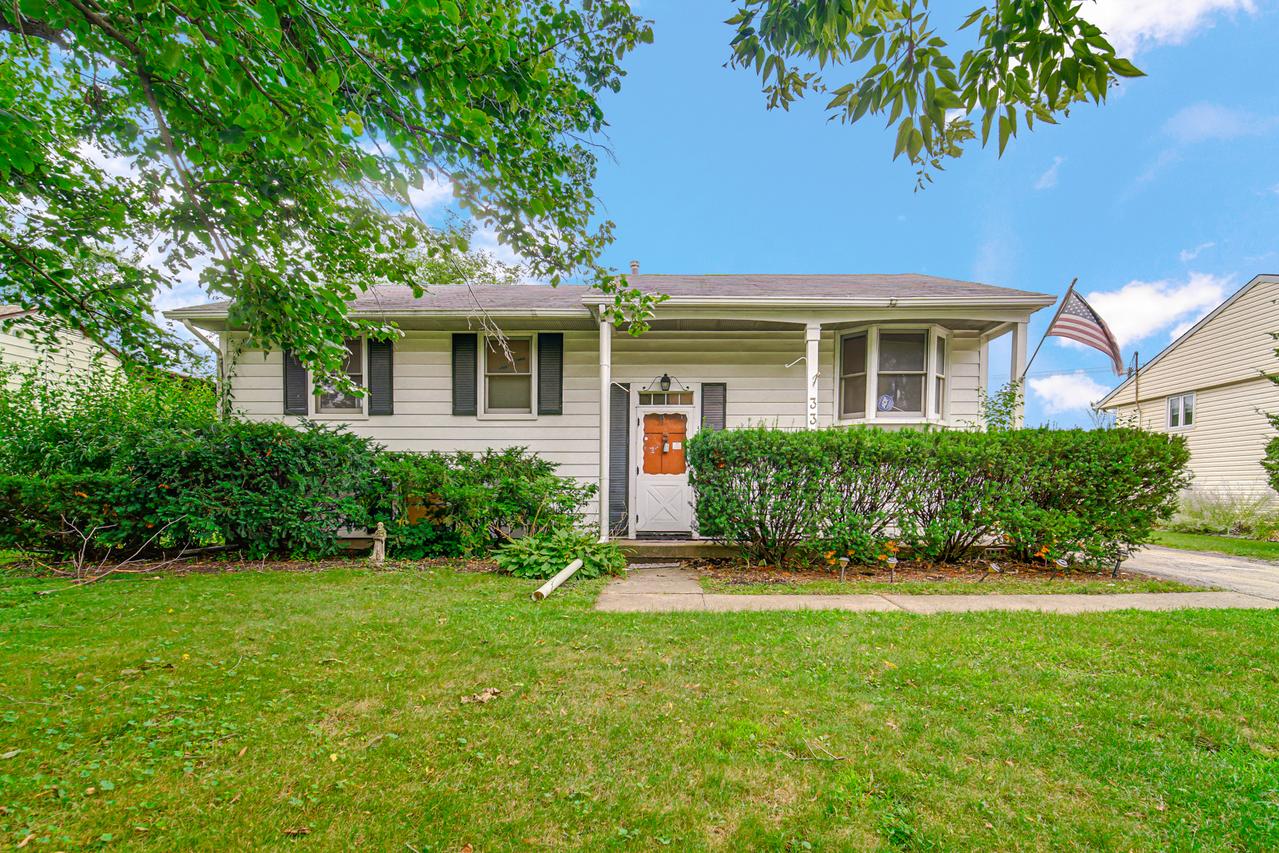 336 Cherry Ln., Glenview, IL 60025
