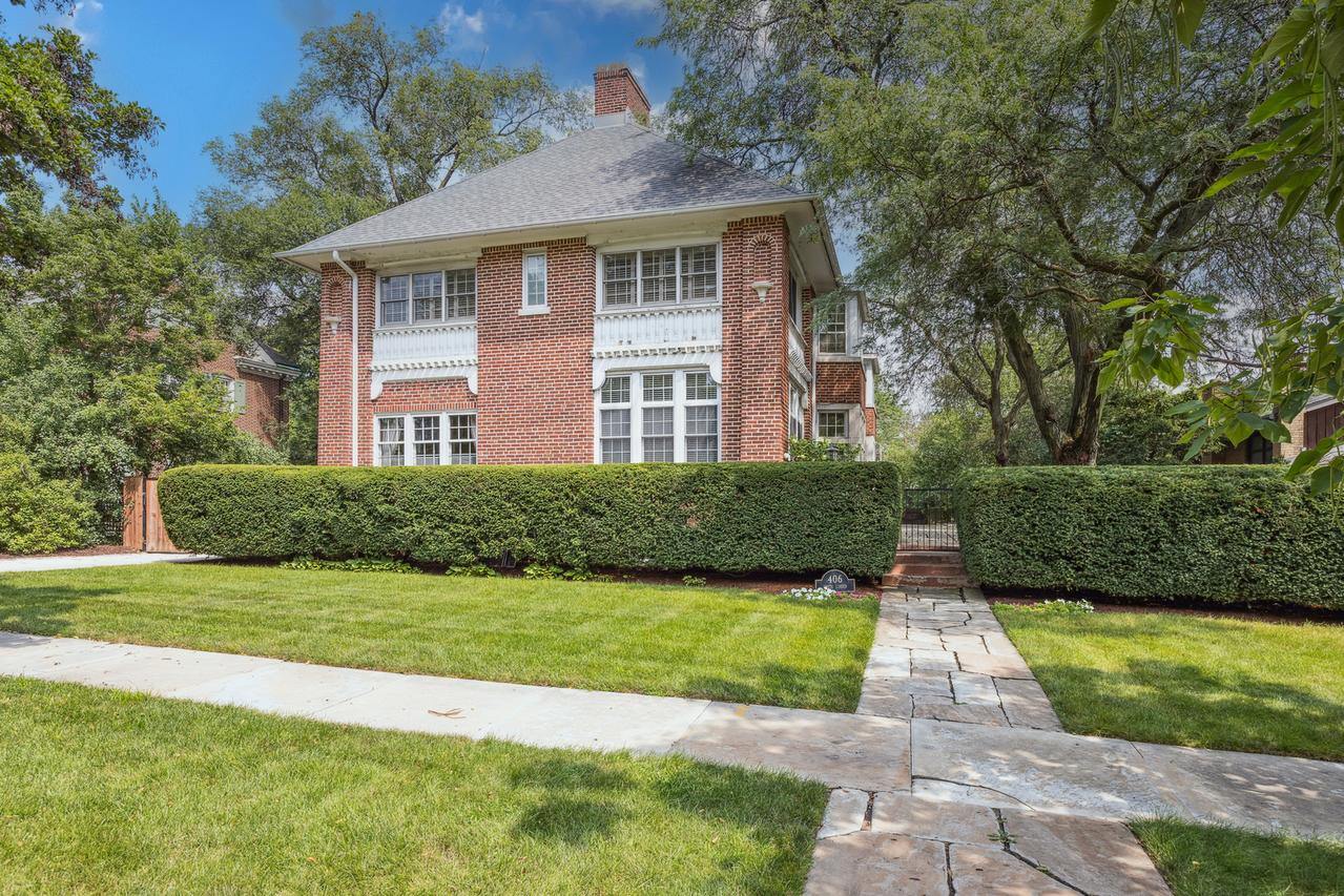 406 Linden Ave., Oak Park, IL 60302