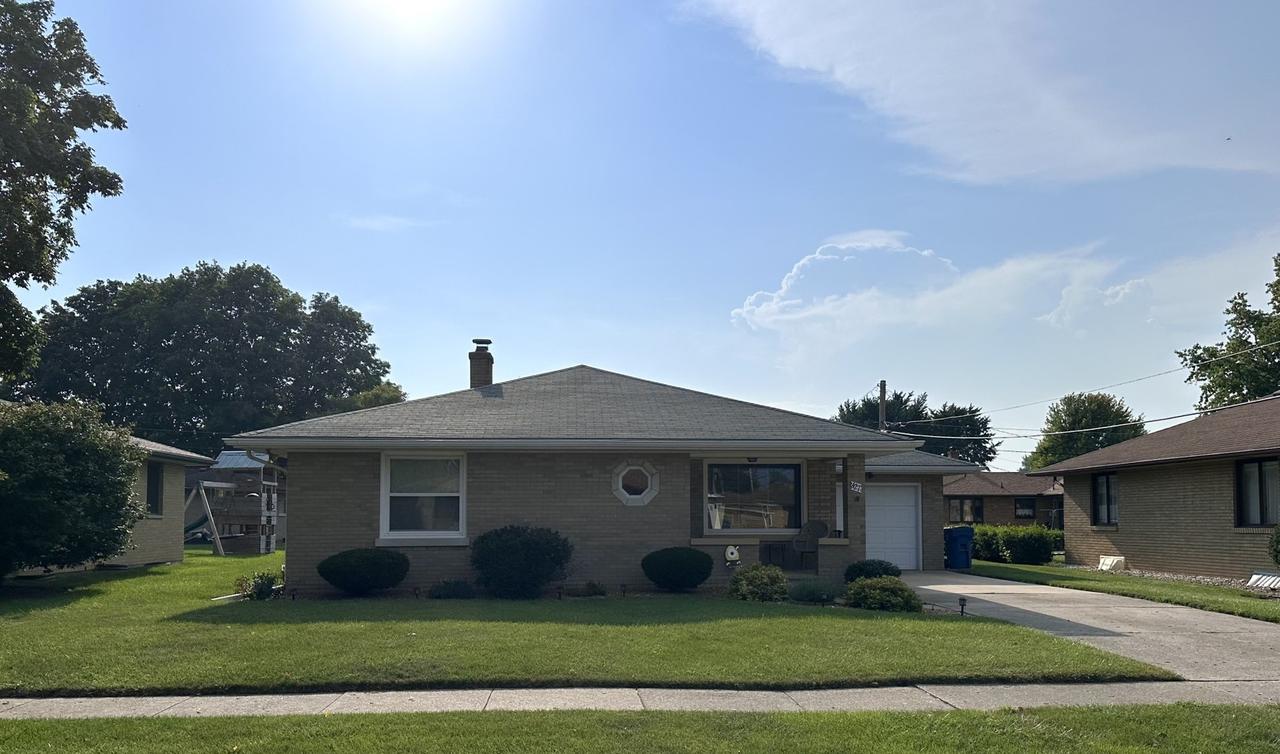 427 Sunset Blvd., Oglesby, IL 61348