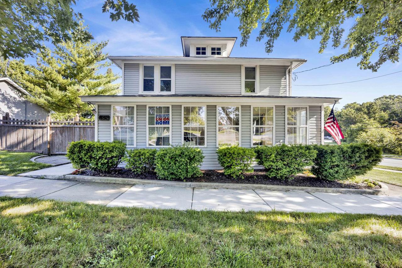432 E 8th St., Lockport, IL 60441