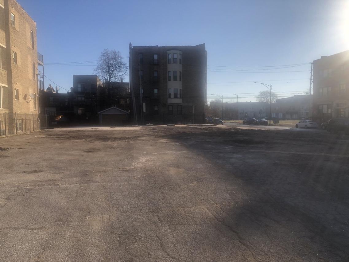 4447 S Michigan Ave., Chicago, IL 60653
