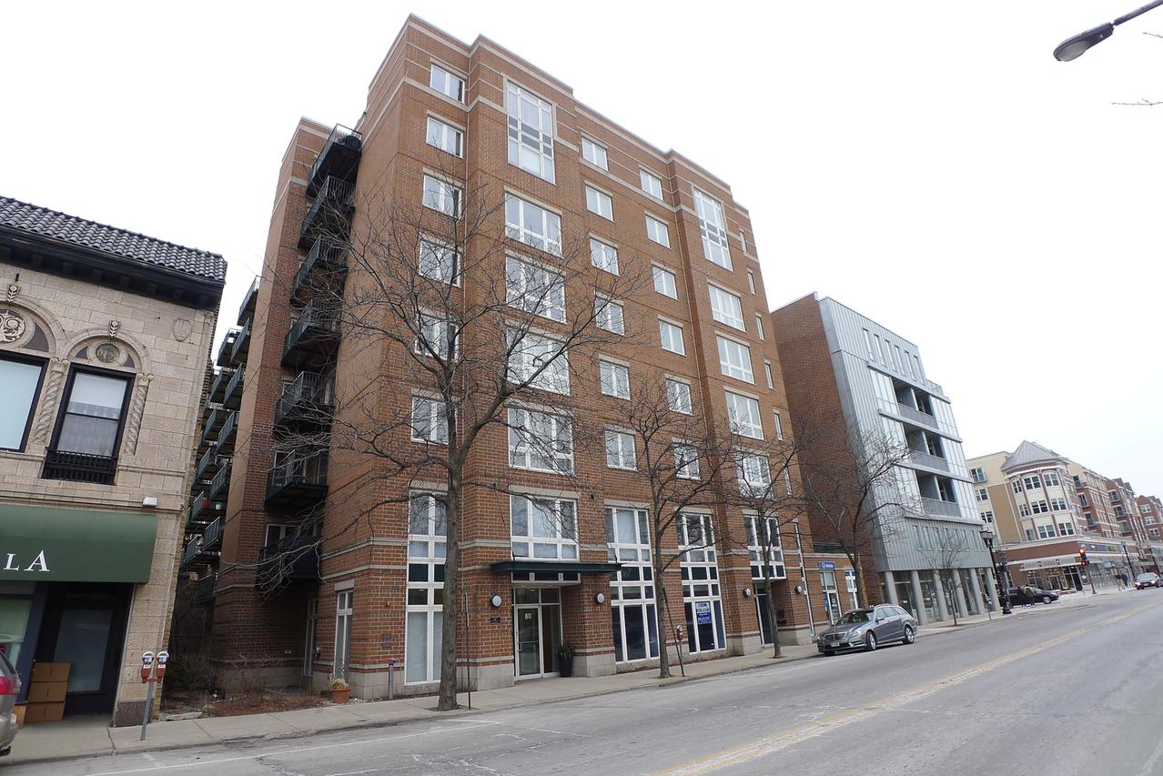 811 Chicago Ave. #407, Evanston, IL 60202