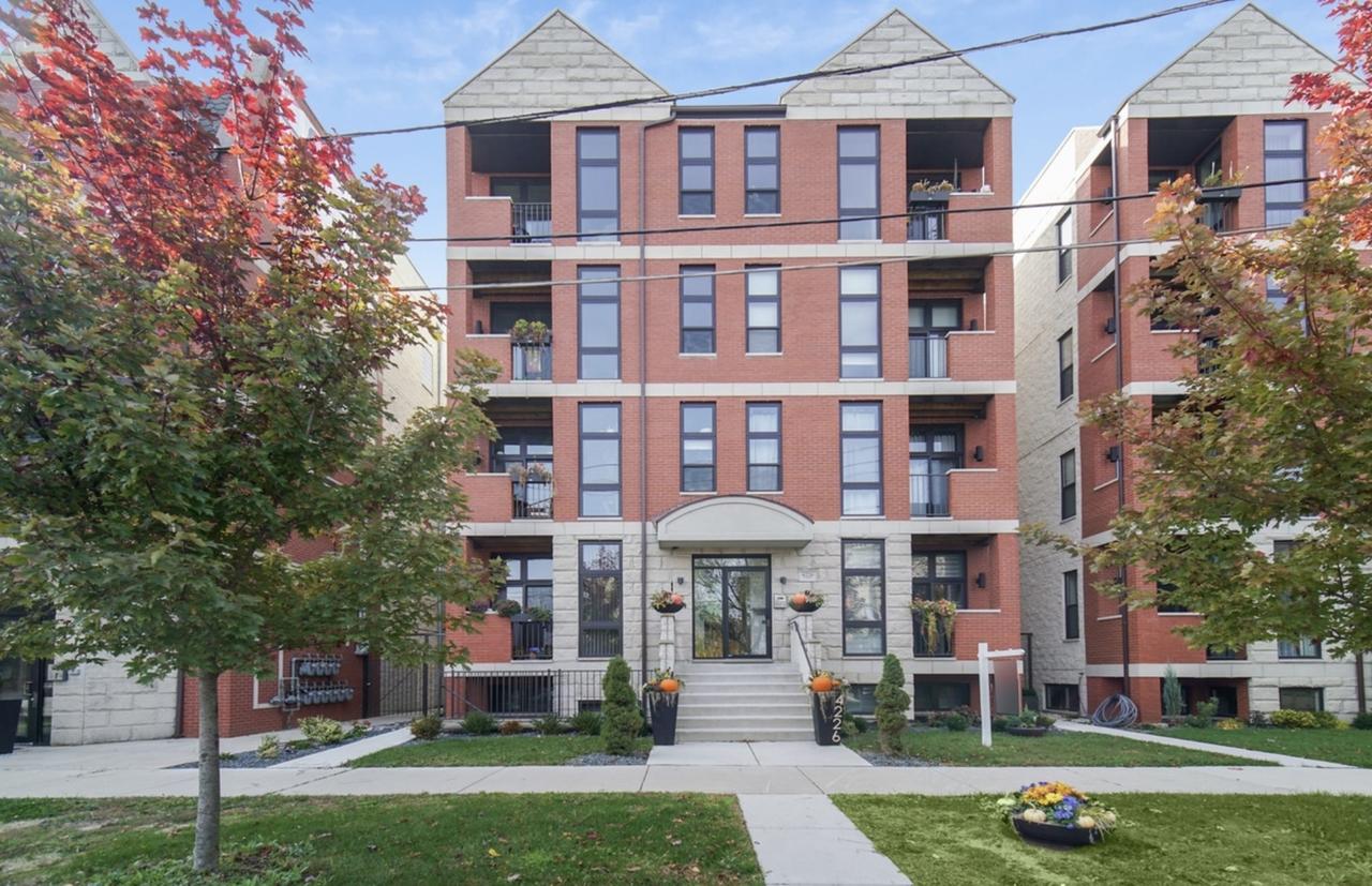 4226 S Ellis Ave. #2S, Chicago, IL 60653