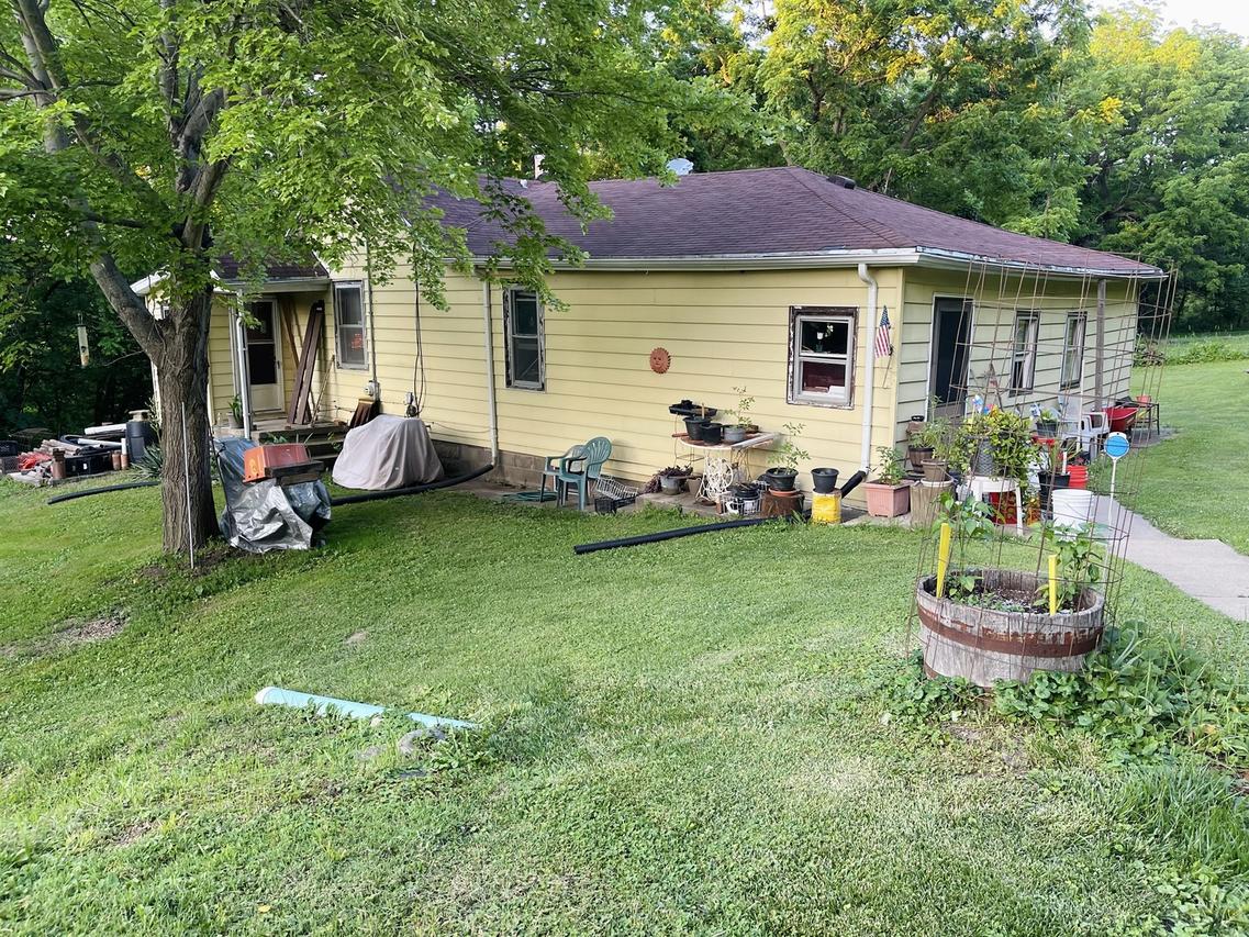 420 E 3rd St., Spring Valley, IL 61362