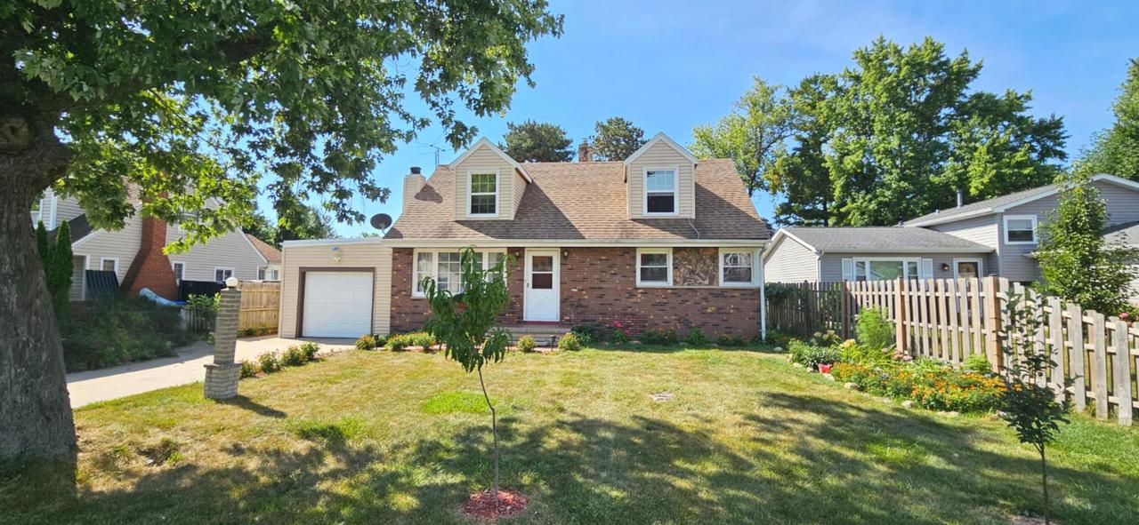 18855 W Deerpath Rd., Grayslake, IL 60030