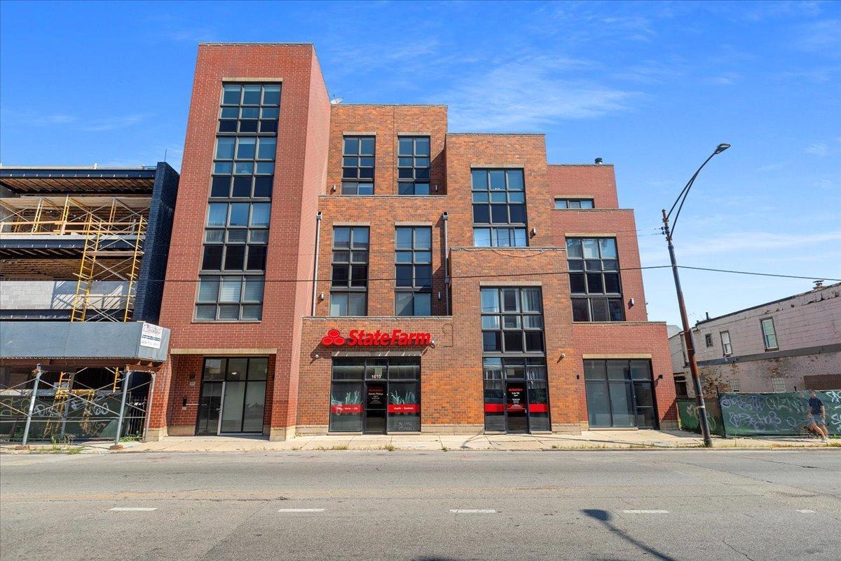 1610 W Grand Ave. #2C, Chicago, IL 60622