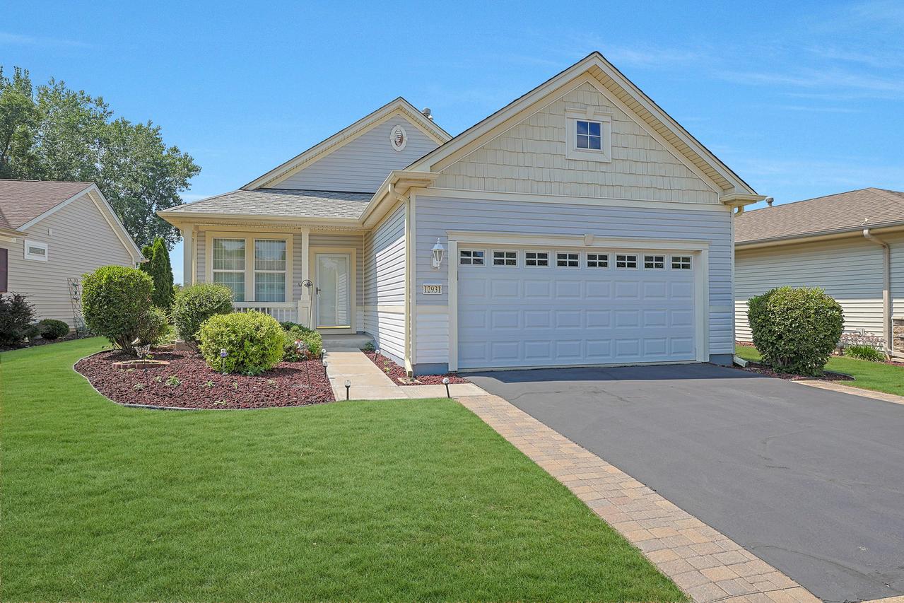 12931 Applewood Dr., Huntley, IL 60142
