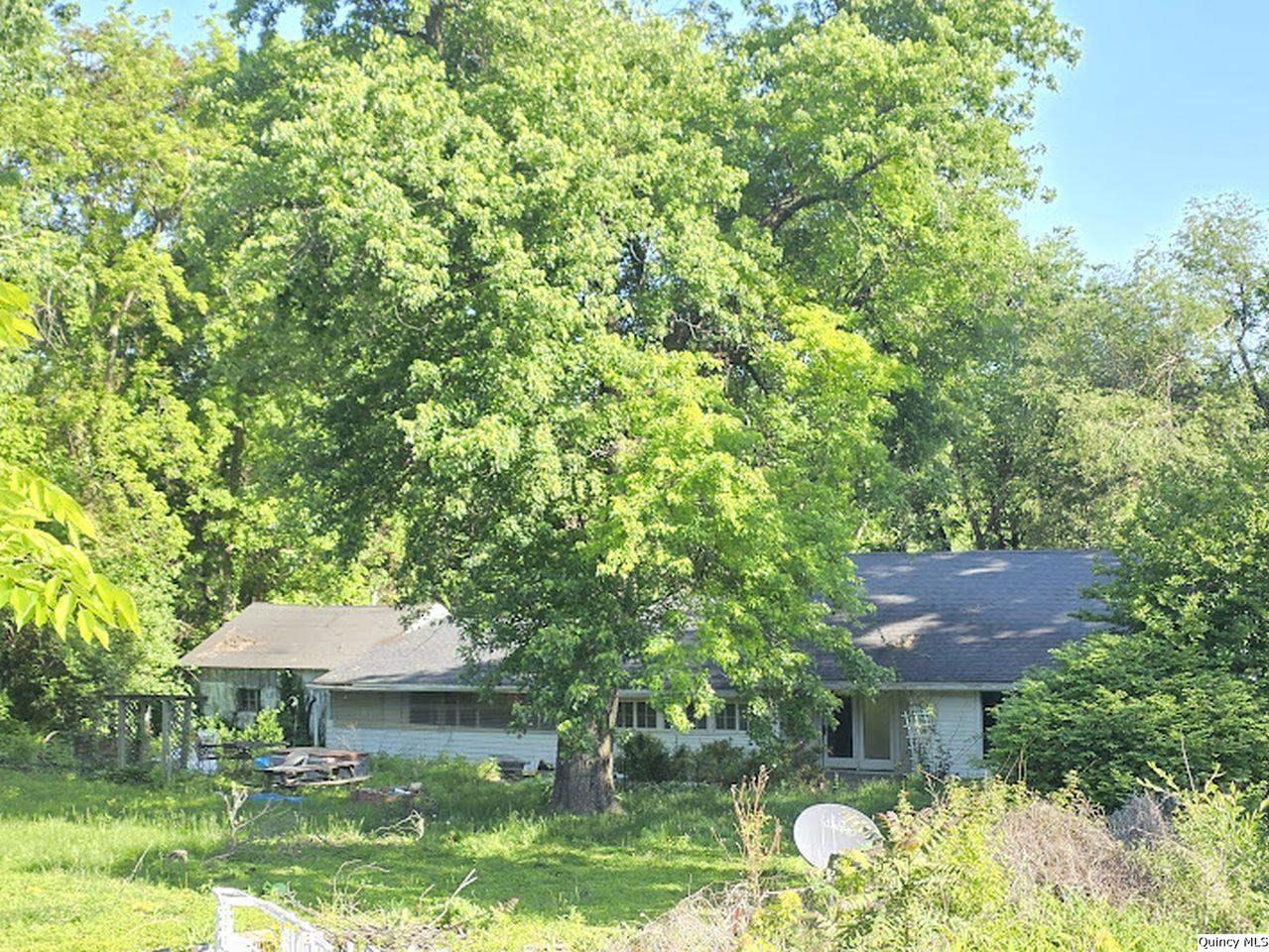 1715 N 4th St., Quincy, IL 62301