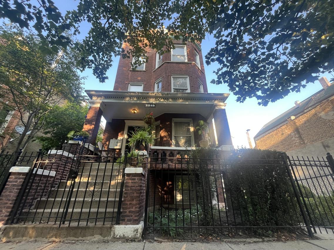 2249 S Marshall Blvd., Chicago, IL 60623