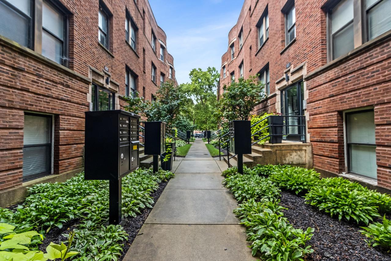 4527 S Drexel Blvd. #3S, Chicago, IL 60653