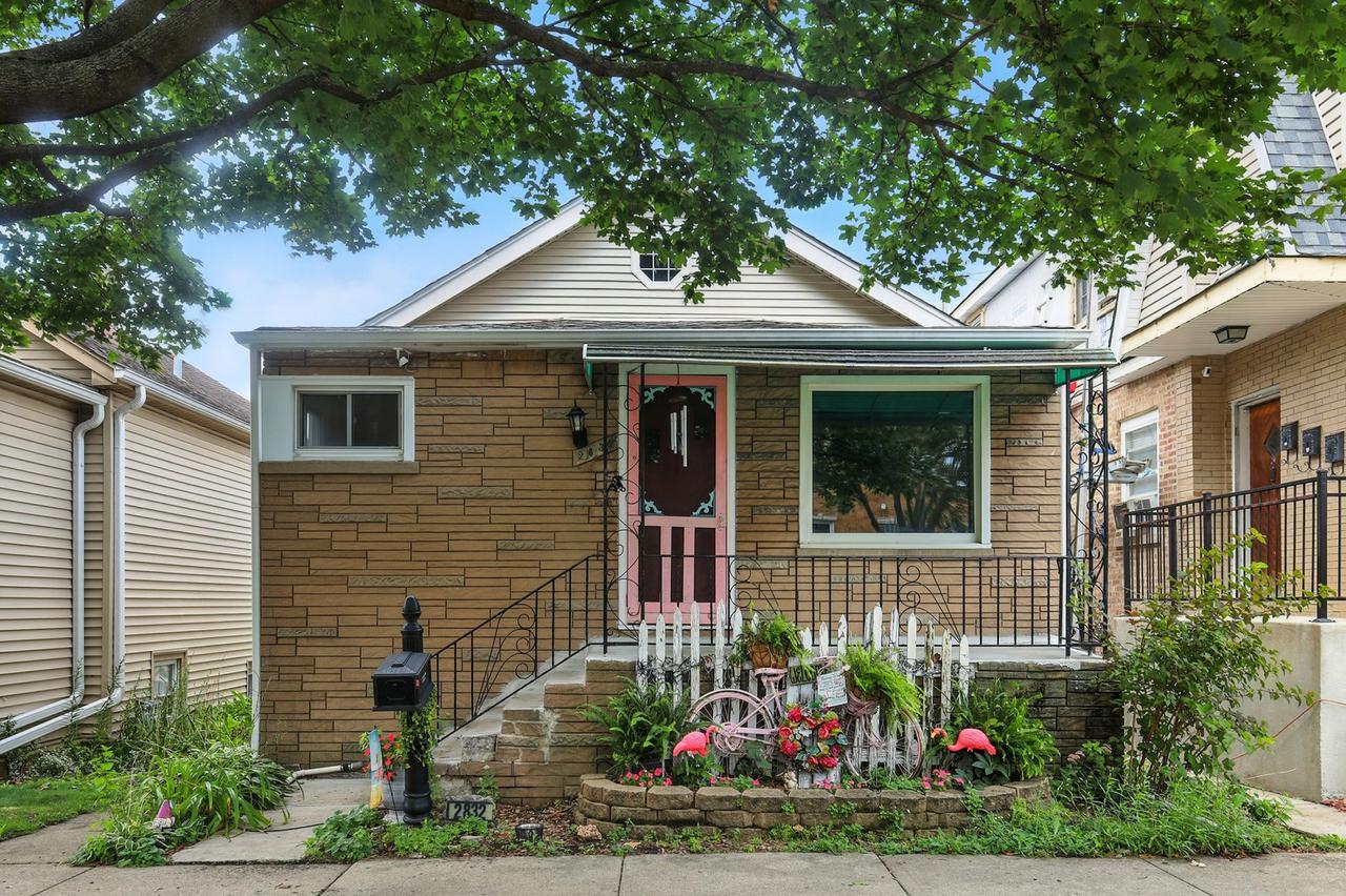 2832 N 75th Ave., Elmwood Park, IL 60707
