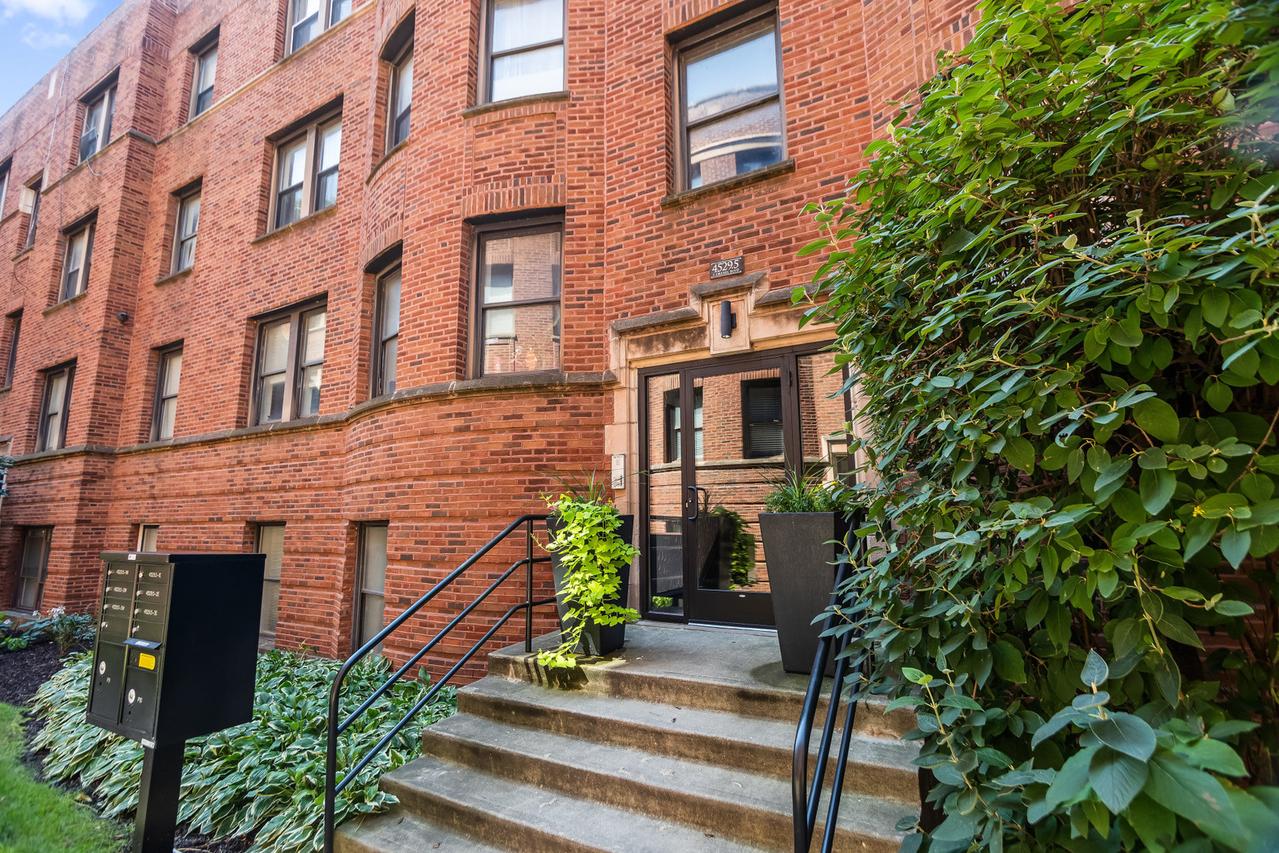 4529.5 S Drexel Blvd. #3E, Chicago, IL 60653