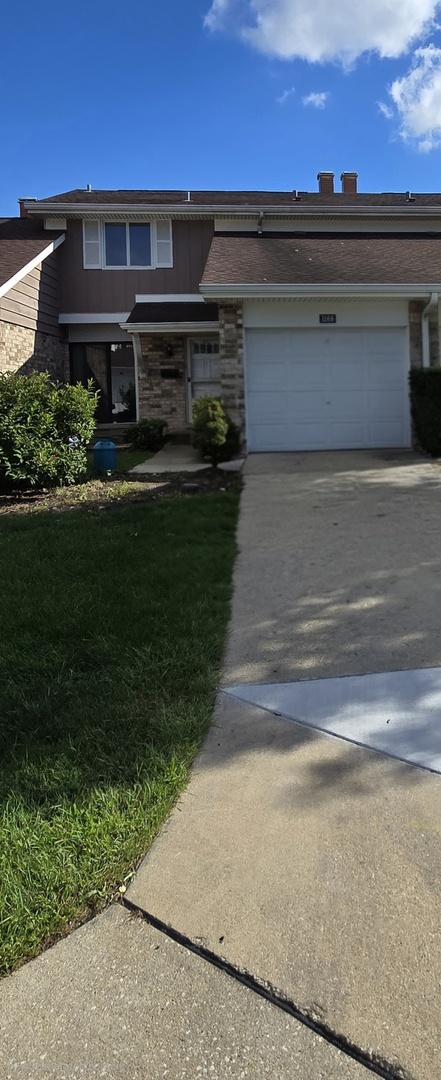 1268 Edinburgh Ct., Wheaton, IL 60189