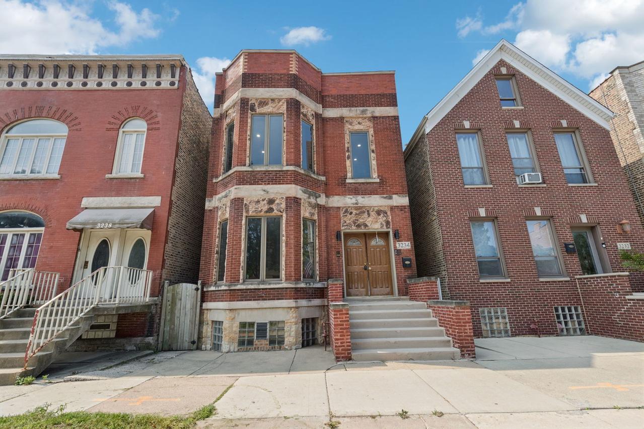 3234 S Princeton Ave., Chicago, IL 60616