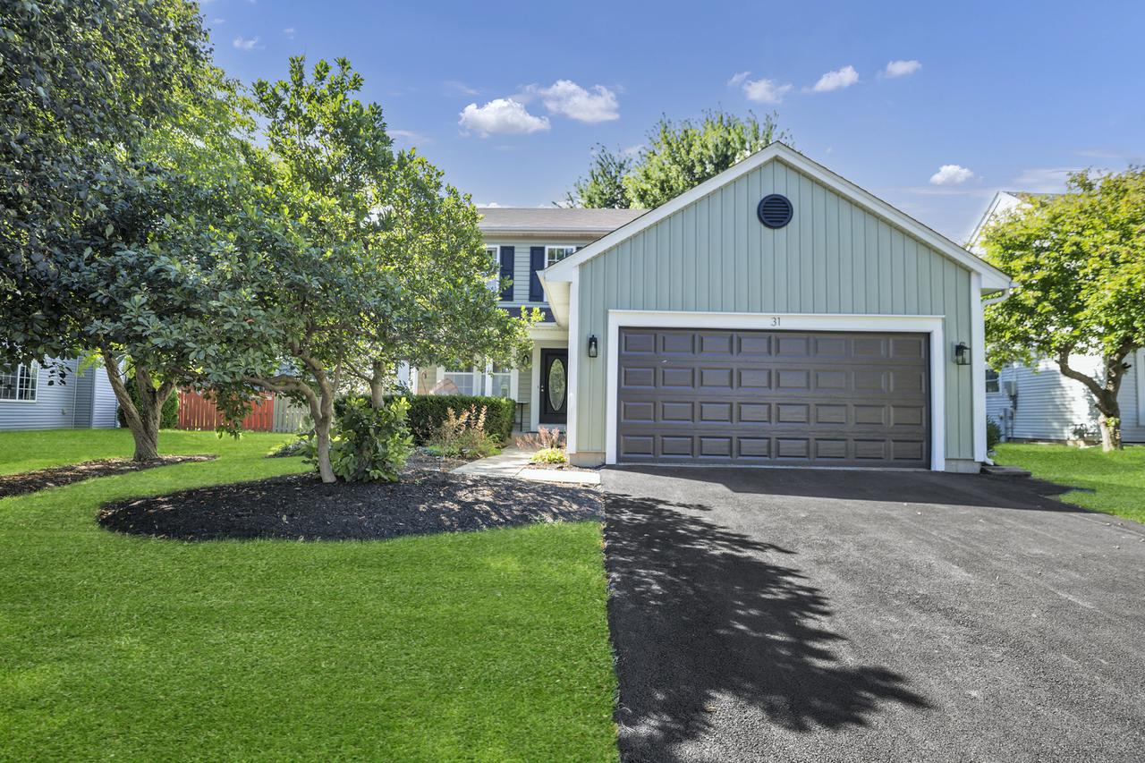 31 S London Ct., South Elgin, IL 60177
