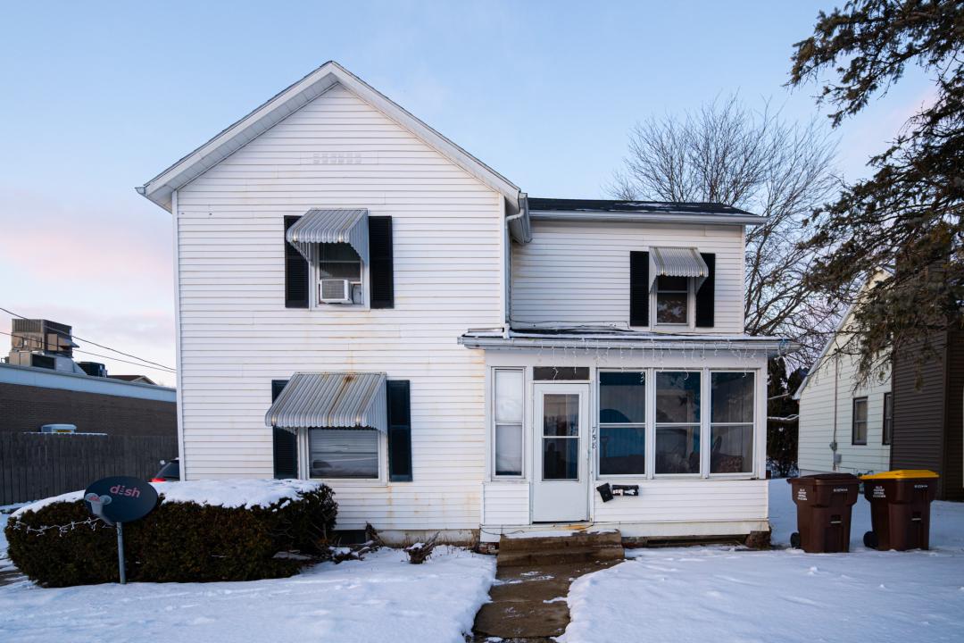 758 W Moseley St., Freeport, IL 61032