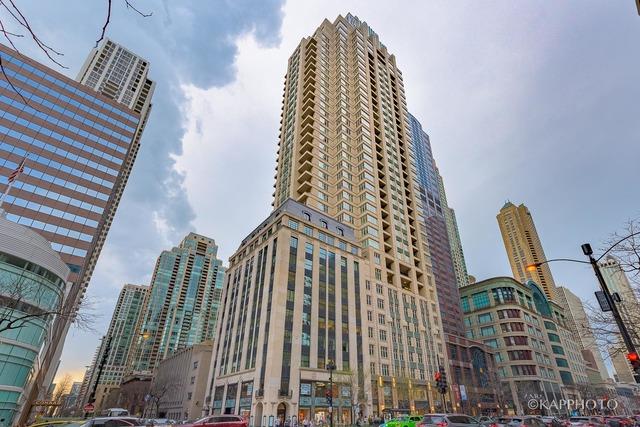 118 E Erie St. #15A, Chicago, IL 60611