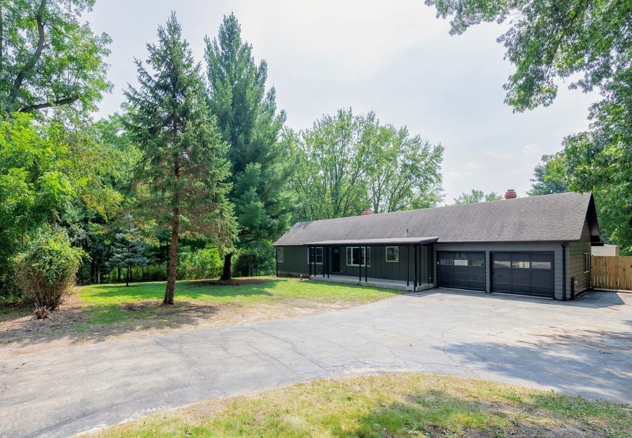 37W985 Binnie Rd., Dundee, IL 60118