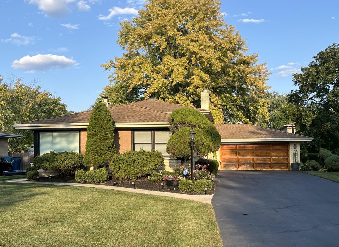 12753 S Oak Park Ave., Palos Heights, IL 60463