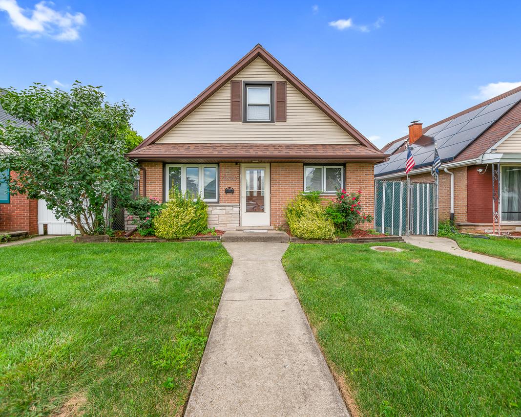 6040 S Merrimac Ave., Chicago, IL 60638