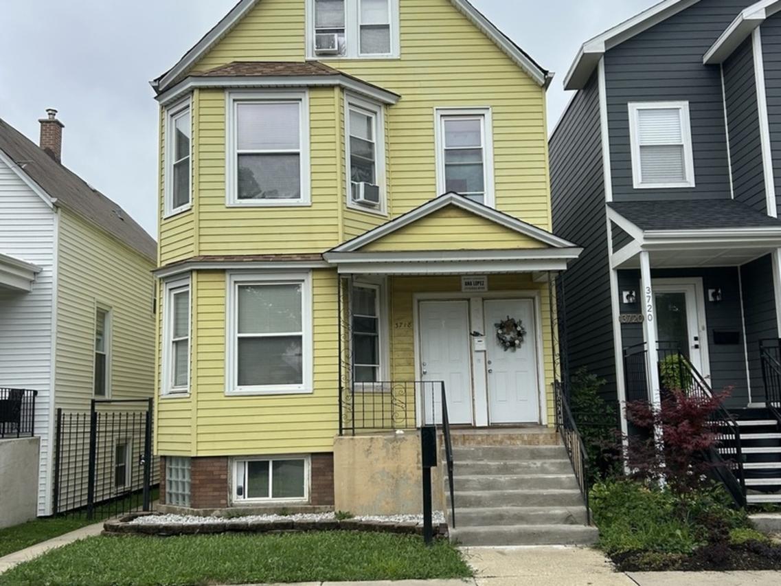 3718 N Spaulding Ave., Chicago, IL 60618