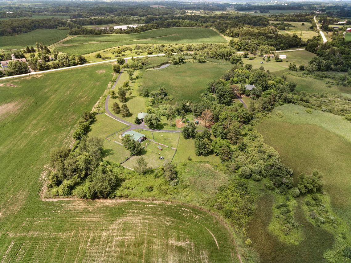 17515 Deep Cut Rd., Woodstock, IL 60098