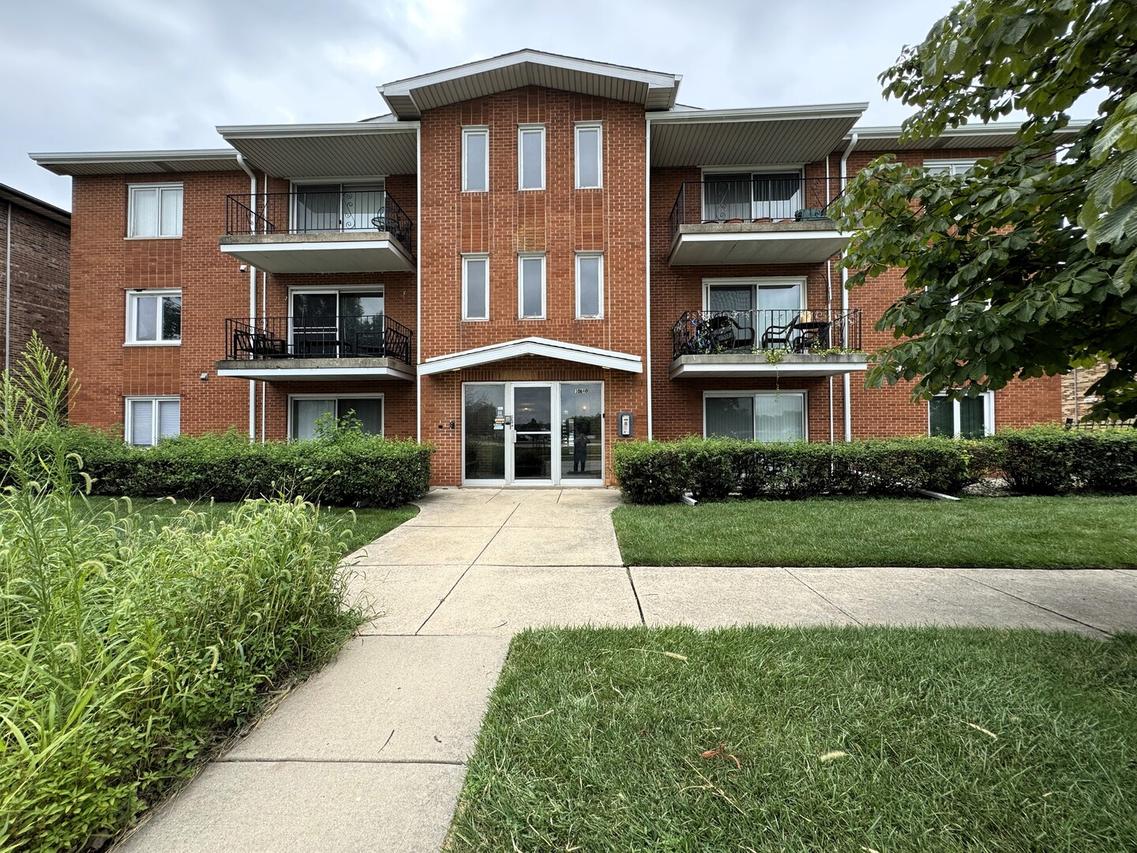 10840 Kilpatrick Ave. #1NW, Oak Lawn, IL 60453