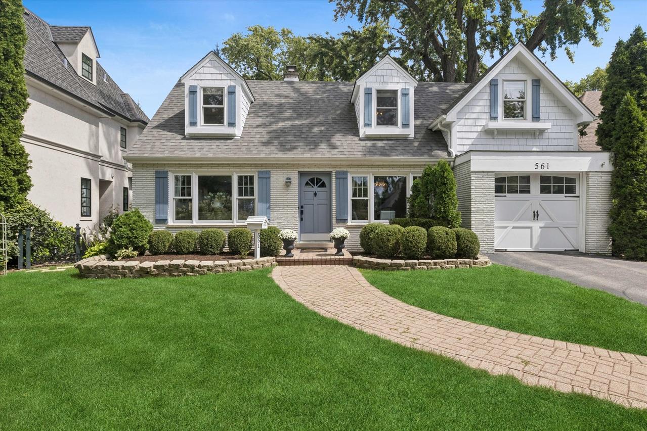 561 N County Line Rd., Hinsdale, IL 60521