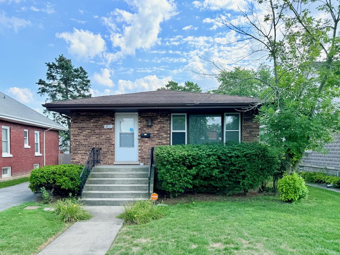 3711 213th Pl., Matteson, IL 60443