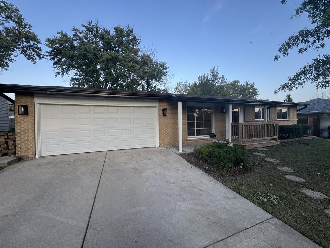 15235 Huntington Ct., Orland Park, IL 60462
