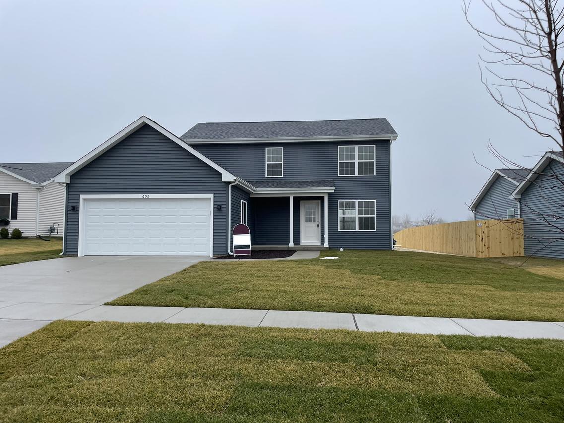 611 Apple Valley Rd., Harvard, IL 60033
