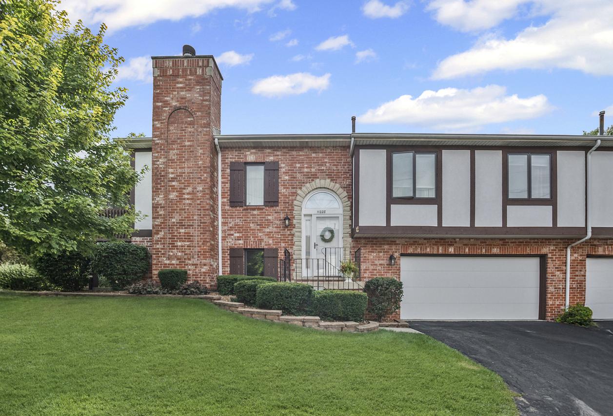 11228 Cameron Pkwy., Orland Park, IL 60467