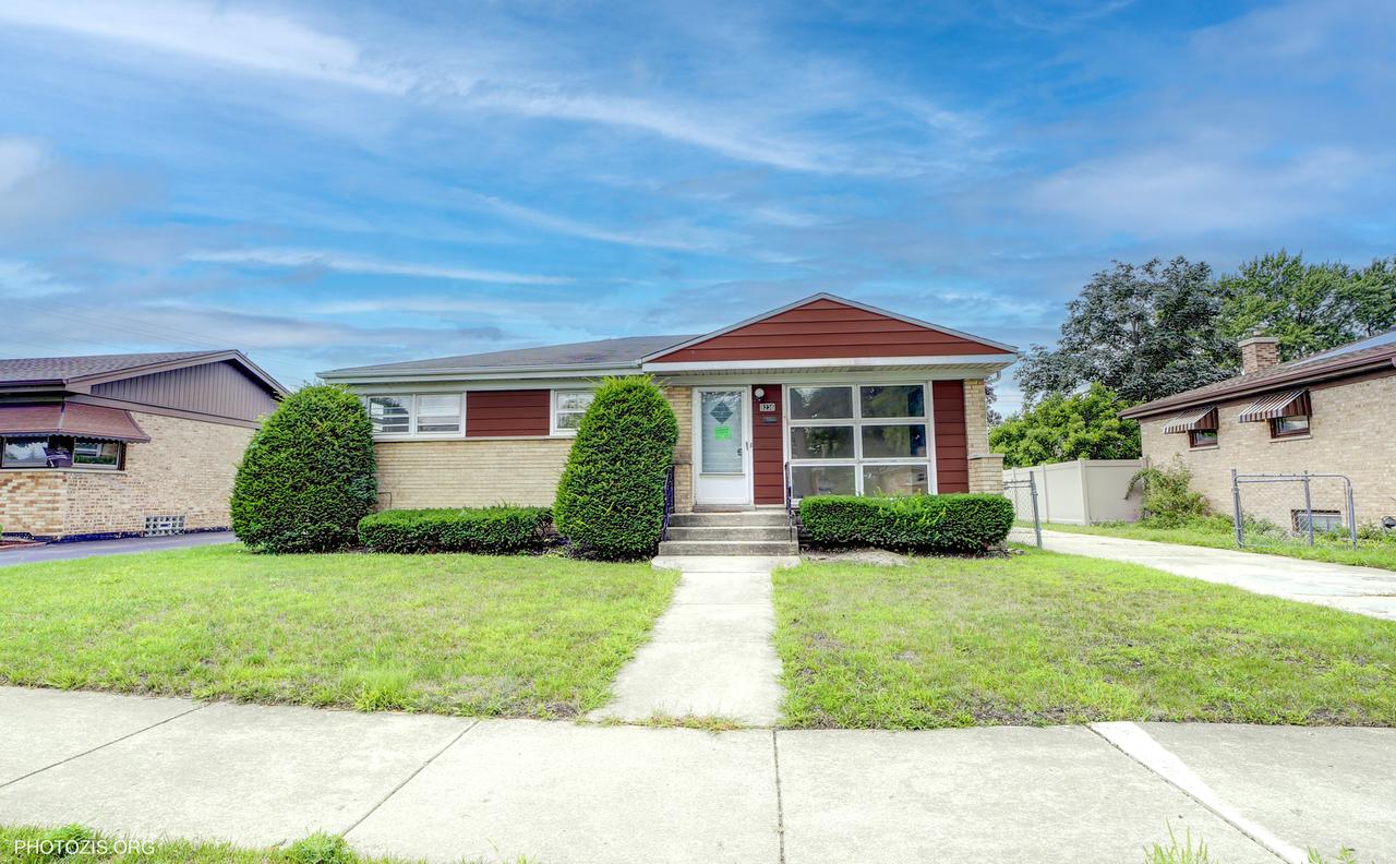 9236 Osceola Ave., Morton Grove, IL 60053
