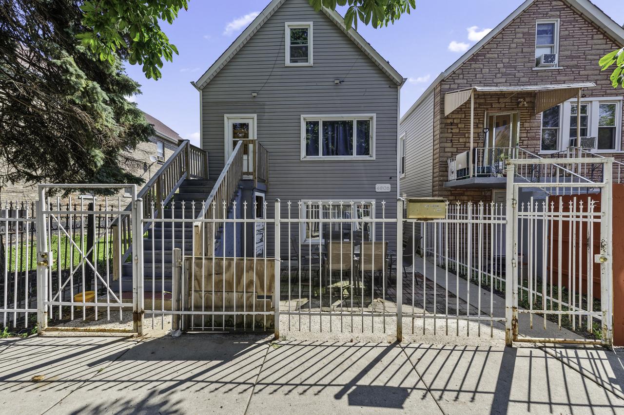 4605 S Fairfield Ave., Chicago, IL 60632