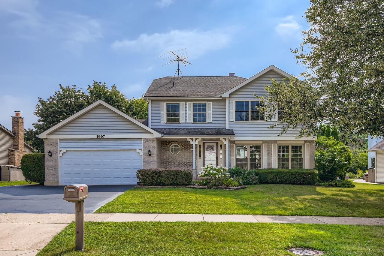 1967 N Woodland Ln., Arlington Heights, IL 60004