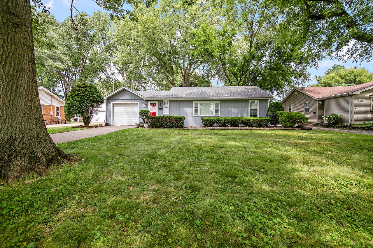 781 W River St., Bourbonnais, IL 60914