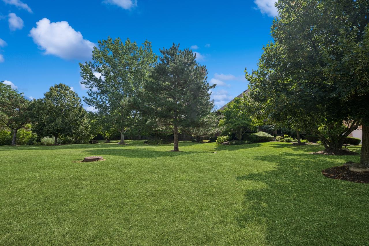 6401 Davidson Ct., Gurnee, IL 60031