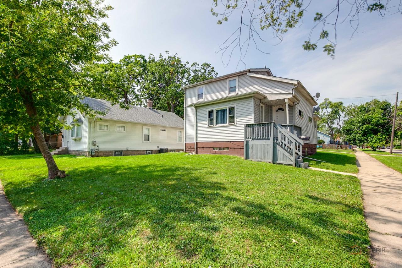 304 Powell Ave., Waukegan, IL 60085