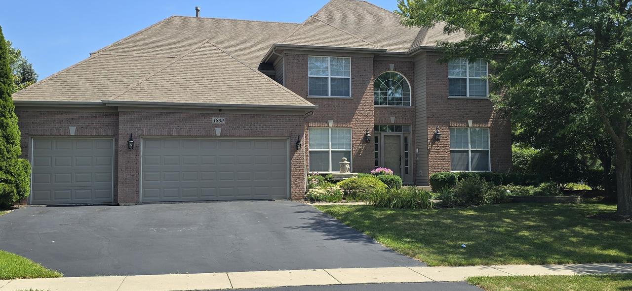 1839 Kings Gate Ln., Crystal Lake, IL 60014