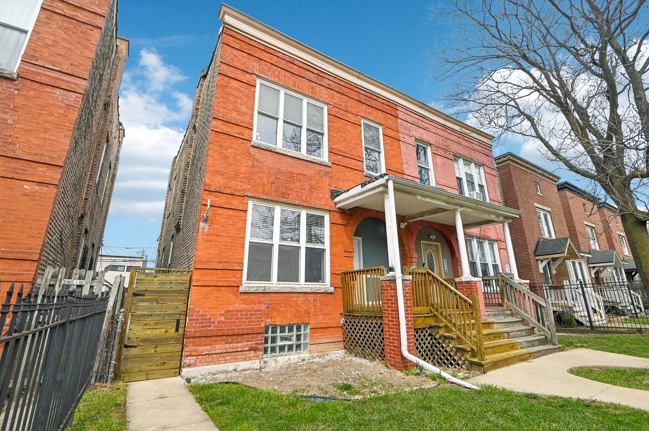 3348 W Le Moyne St., Chicago, IL 60651