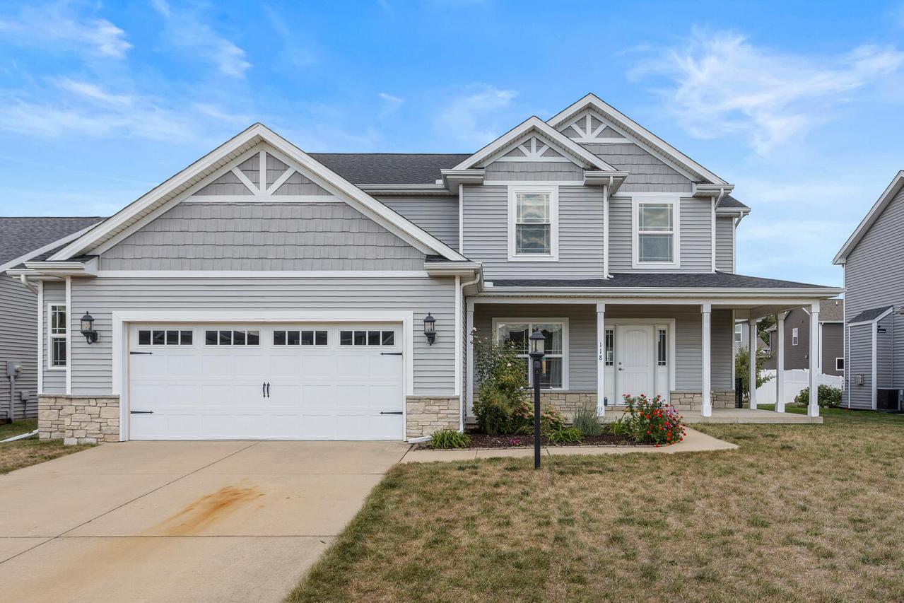 118 Sunflower St., Savoy, IL 61874