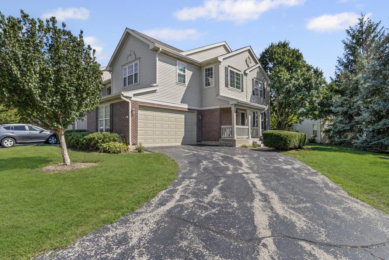 2451 Stonegate Rd., Algonquin, IL 60102