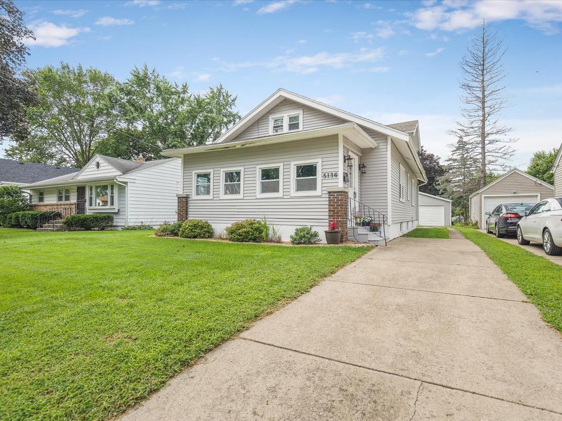 5136 Illinois St., Loves Park, IL 61111