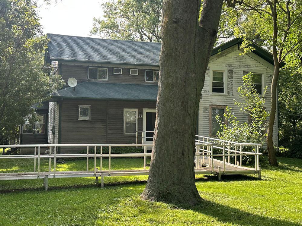 4364 S Center Rd., Rochelle, IL 61068