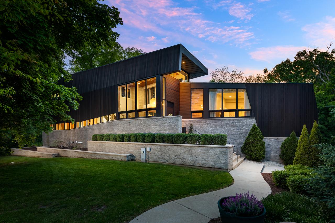 603 Driftwood Ct., Naperville, IL 60540
