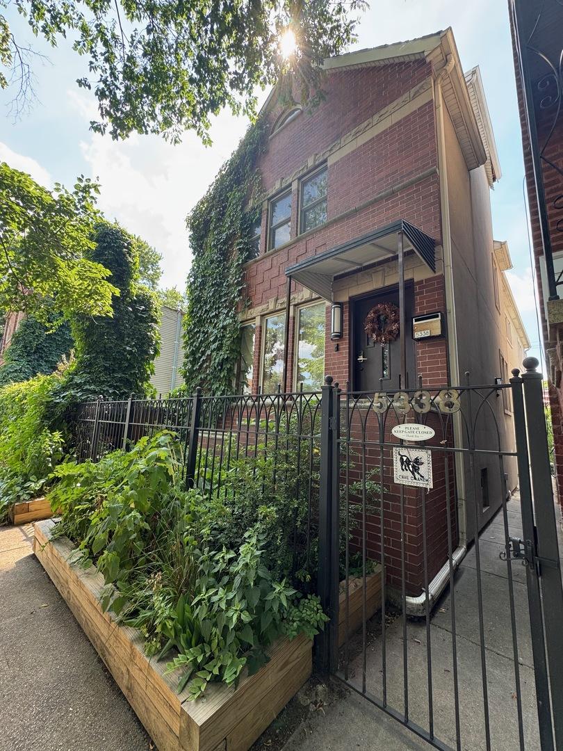 5338 N Ashland Ave., Chicago, IL 60640